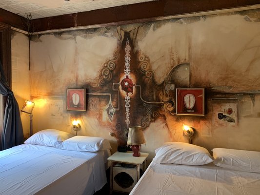 CARLTON ARMS HOTEL - Updated June 2024 - 104 Photos & 73 Reviews - 160