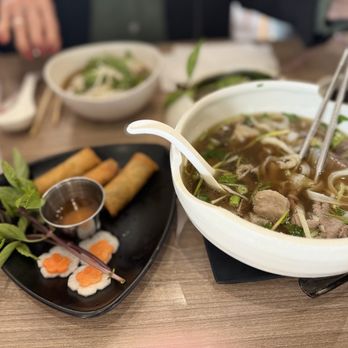 Pho Flavor - Seafood Egg Rolls / Chả Giò Hải Sản & Phở Filet Mignon - Vietnamese Near Me - Fountain Valley, California Pho Flavor - Seafood Egg Rolls / Chả Giò Hải Sản & Phở Filet Mignon - Vietnamese Near Me - Fountain Valley, California