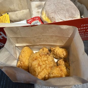 The Varsity - Chicken Nuggets (5 Piece) & Cheese Burger - Burgers Near Me - Atlanta, Georgia
