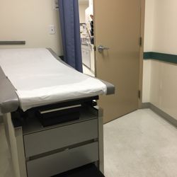 UMC QUICK CARE - SPRING VALLEY - 225 Reviews - 4180 S Rainbow Blvd, Las