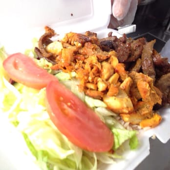 Halal Cart - Mix Platter Before The White Sauce! - Halal Near Me - Astoria, New York Halal Cart - Mix Platter Before The White Sauce! - Halal Near Me - Astoria, New York