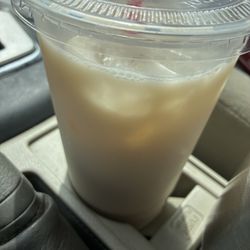 Cesiah's Panaderia - Horchata agua fresca