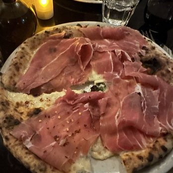 Sottocasa Pizzeria - Dining room - Pizza Near Me - Brooklyn, New York