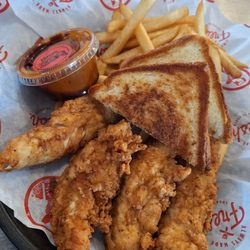 Slim Chickens - Classic Meal with Korean BBQ Sauce!!! Looks fantastic and it came out piping hot