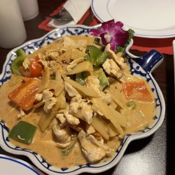 Thai Bay Restaurant - Thai chicken curry