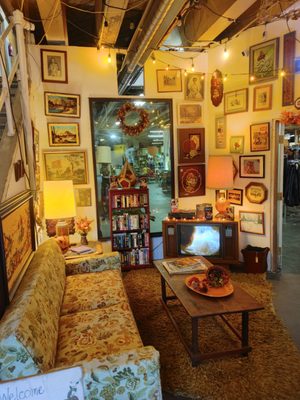 Memory Den | Vintage Mall by null