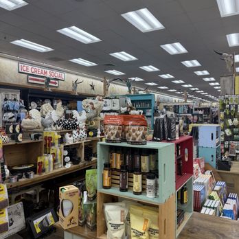 Buc-ee's - Gas Stations Near Me - Royse City, Texas