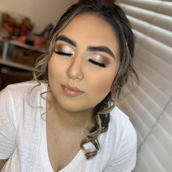 Ana Munoz The Makeup Artist - Makeup look - Makeup Artists Near Me Ana Munoz The Makeup Artist - Makeup look - Makeup Artists Near Me