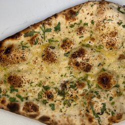 Spice Hub - Chili garlic naan
