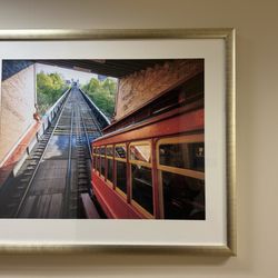 UPMC Mercy - The Incline