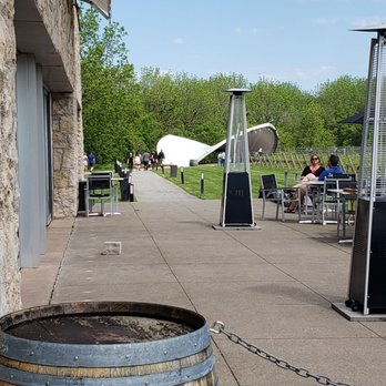 Jackson-Triggs Winery - Patio seating - Wineries Near Me - Niagara On the Lake, Ontario Jackson-Triggs Winery - Patio seating - Wineries Near Me - Niagara On the Lake, Ontario