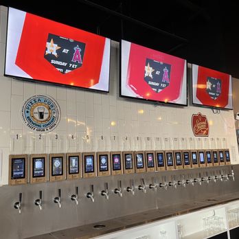 The Pizza Taproom - Beer on tap - Pizza Near Me - La Jolla, California The Pizza Taproom - Beer on tap - Pizza Near Me - La Jolla, California
