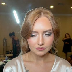 Golden Studio Hair & Tanning - Makeup by Bailey!
