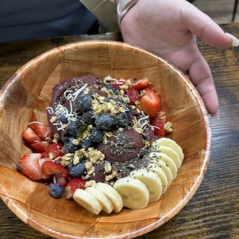 Waffle and Berry - Açaí Bowl - Waffles Near Me - Honolulu, Hawaii Waffle and Berry - Açaí Bowl - Waffles Near Me - Honolulu, Hawaii