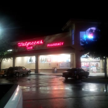 Walgreens - Front of store. - Drugstores Near Me - Tampa, Florida