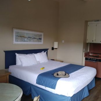 Rio Sands Hotel - our room with it's retro kitchen - Hotels Near Me - Aptos, California Rio Sands Hotel - our room with it's retro kitchen - Hotels Near Me - Aptos, California