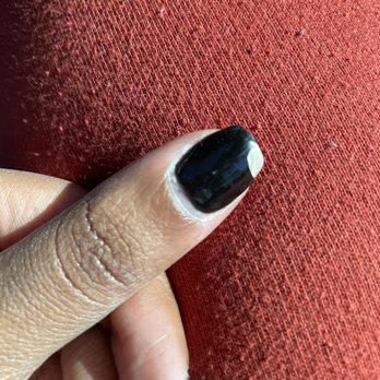Divine Nail Spa - Chip from 4 days of having the manicure. - Nail Salons Near Me - Arlington, Virginia Divine Nail Spa - Chip from 4 days of having the manicure. - Nail Salons Near Me - Arlington, Virginia