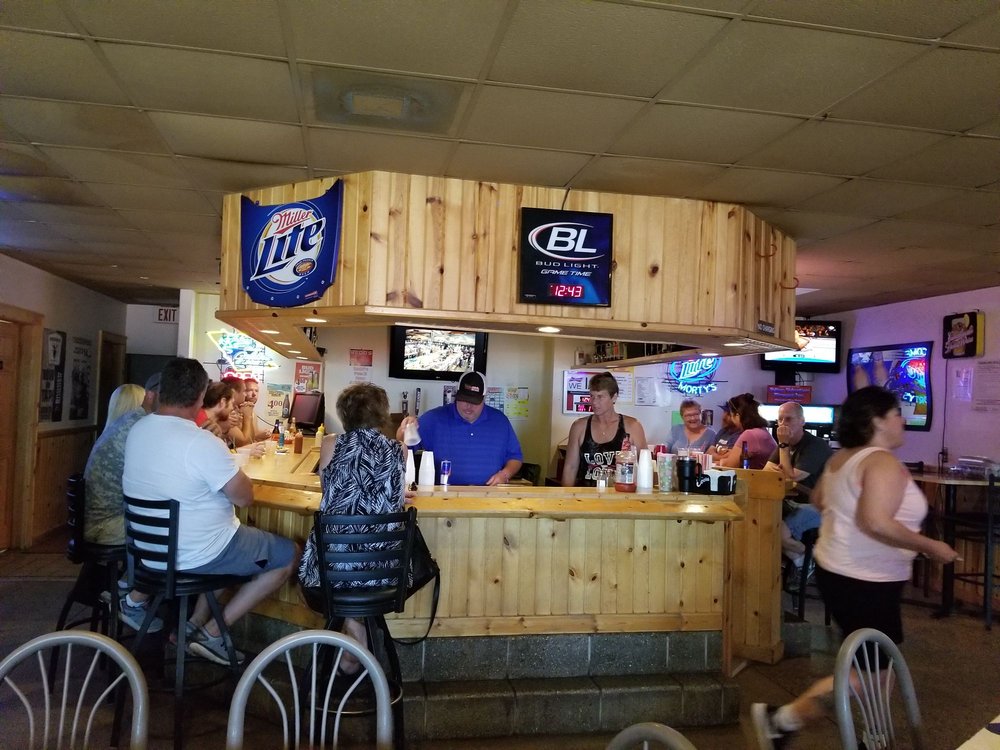MORTY’S BAR & GRILL Updated October 2024 205 1st St SW, Glyndon, Minnesota Lounges