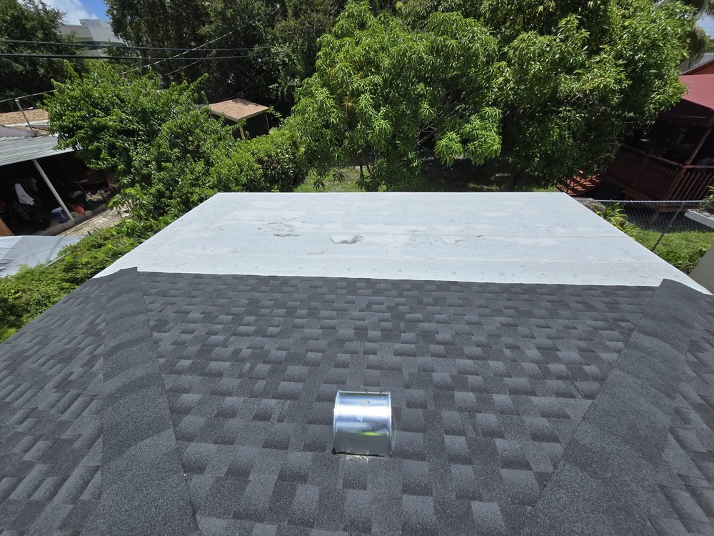 Slide of Advanced Roofing & Construction