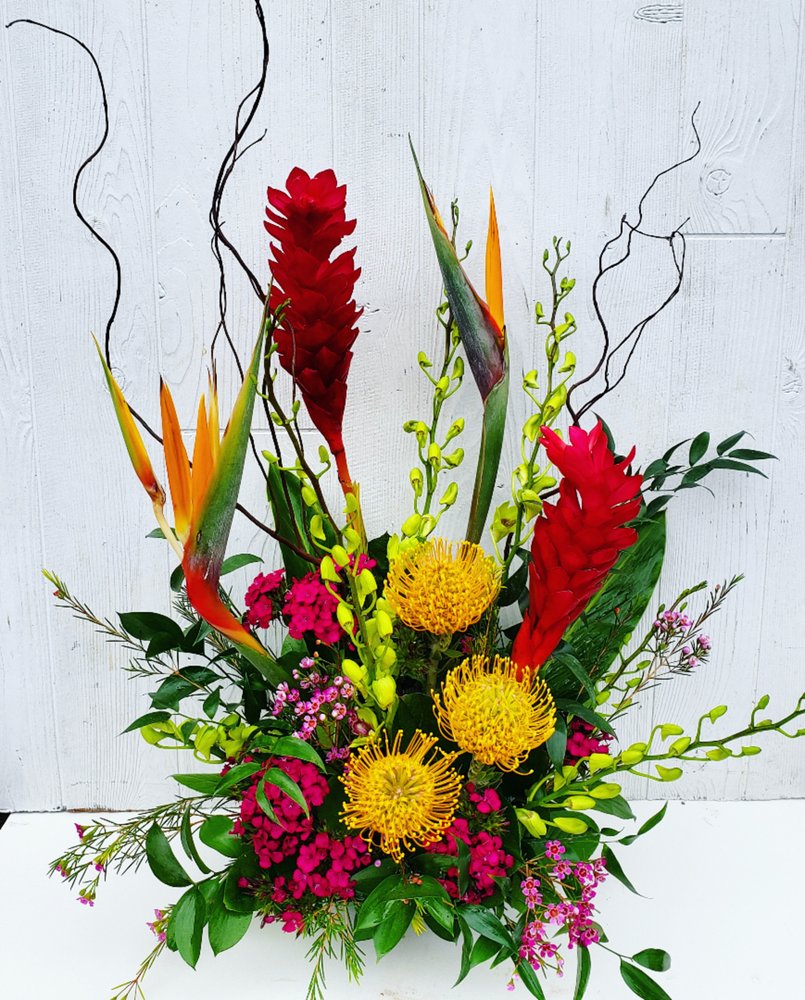FLOWERS EXTRAORDINAIRE Updated July 2024 43 Photos & 10 Reviews
