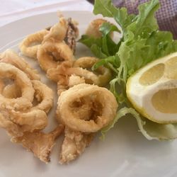 Il Capanno - Fresh made calamari with lemon squeeze