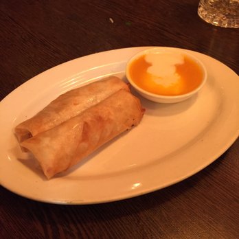 Sen Viet - Mango spring rolls with mango/coconut sauce - divine - Vietnamese Near Me - London, XGL