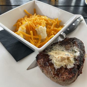 Anthonie's Market Grill - 10oz Centercut Filet (w/ side of Mashed Potatoes) - Seafood Near Me - Simonton, Texas
