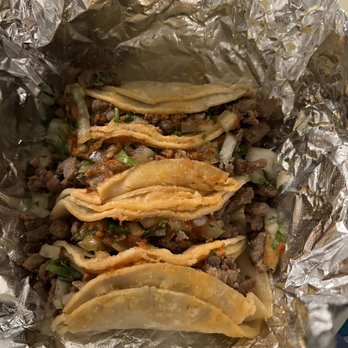 Tacos los Potrillos - 4 carne tacos, again, nice and generous with the meat - Tacos Near Me - West Covina, California
