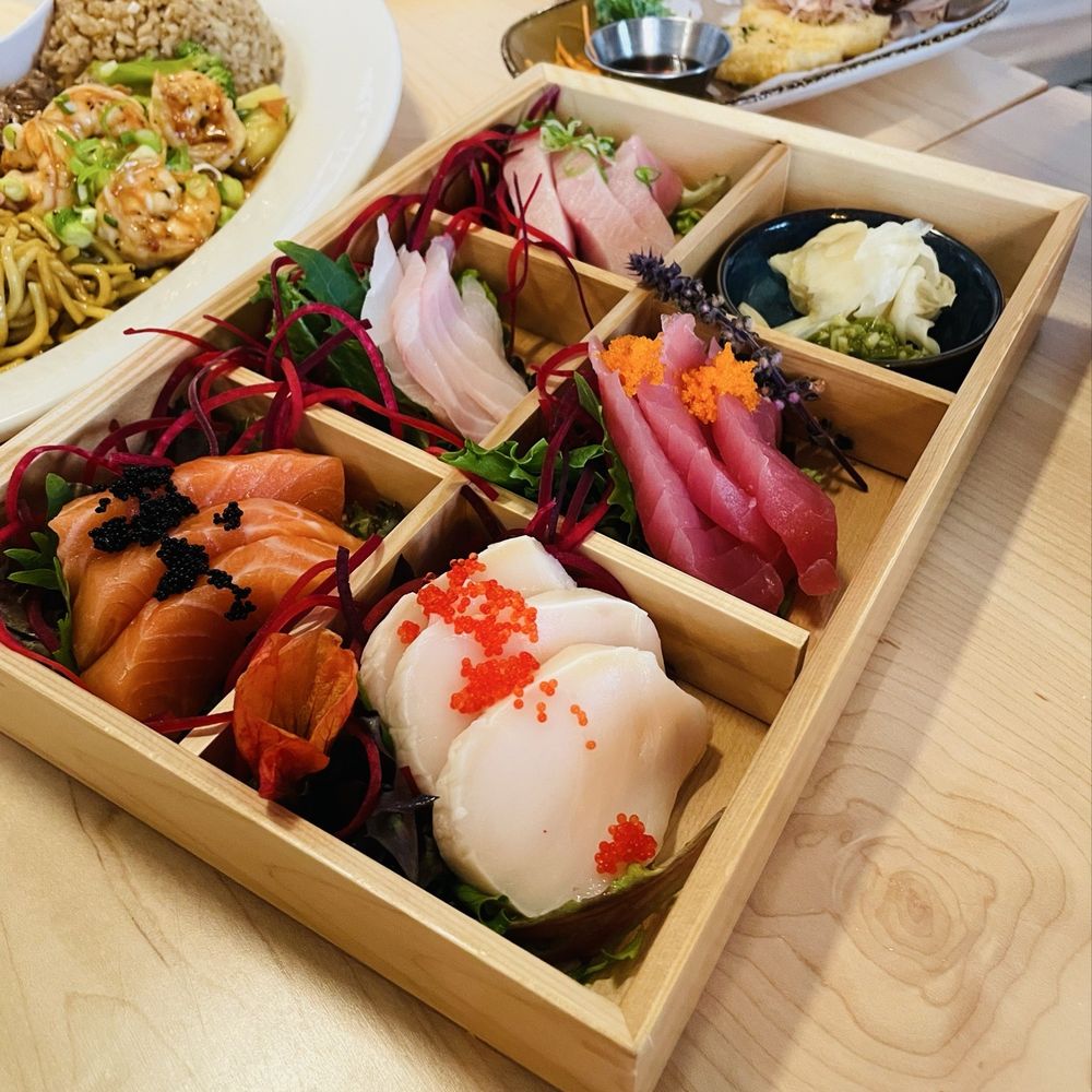 APA Sushi - Sushi Bars Near Me - Maple Grove, Minnesota
