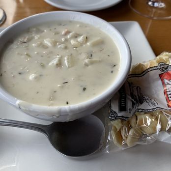 Cedars Floating Restaurant - Clam chowder.  Needed seasoning, salt and pepper. - Seafood Near Me - Coeur D'alene, Idaho