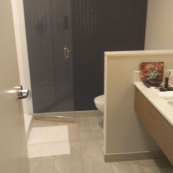 Fairfield Inn & Suites - Bathroom space - Hotels Near Me - Orillia, Ontario Fairfield Inn & Suites - Bathroom space - Hotels Near Me - Orillia, Ontario