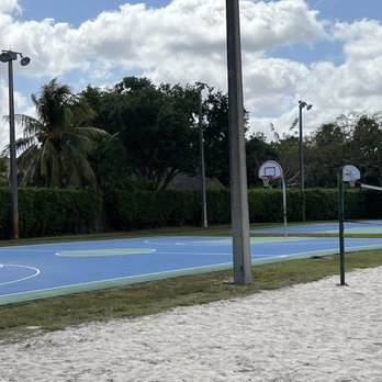 Waterford Park - Parks Near Me - Davie, Florida Waterford Park - Parks Near Me - Davie, Florida