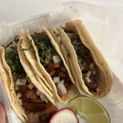 La Casa De Frida - Tacos Al Pastor
