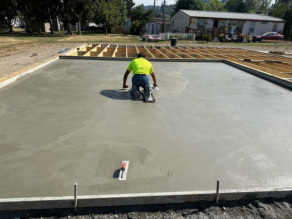 Slide of Duarte's Contracting & More