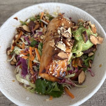 This Bowl - Salad Near Me - New York, New York This Bowl - Salad Near Me - New York, New York