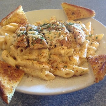 Sugarcreek Restaurant - Cajun chicken is awesome 2 thumbs up - American Near Me - Sheffield, Ohio