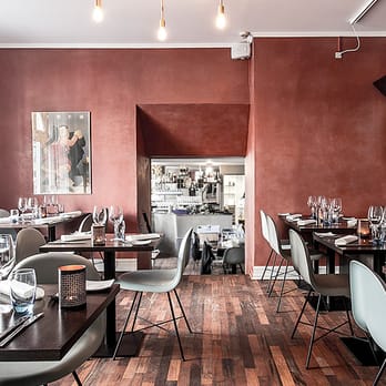 Pintxos - SPANSK INTENSITET Tøv ikke med at spørge Pintxos' kyndige tjenere til råds om mad og vin - Spanish Near Me - Copenhagen, 84
