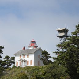 Yaquina Bay Lighthouse