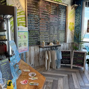 Playa Bowls - Acai Bowls Near Me - Wake Forest, North Carolina