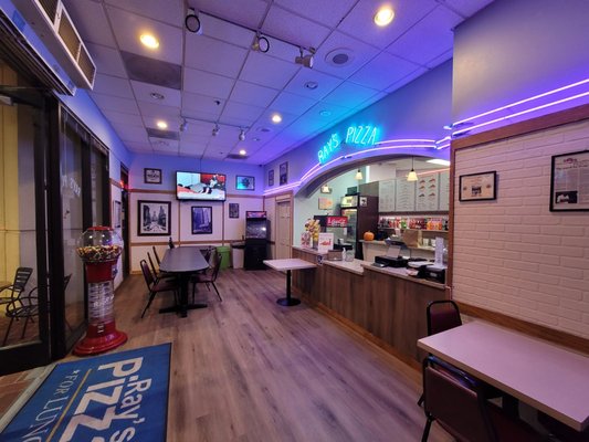 Ray's Pizza by null