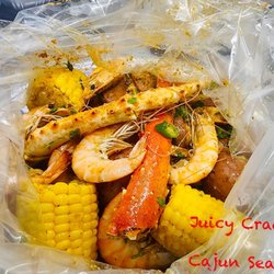 Juicy Crab Cajun Seafood&Chinese Food - combos #2 king crab legs