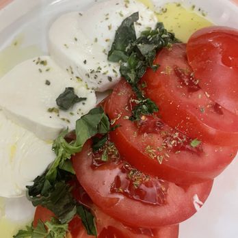 Osteria Zio Gigi - Fresh tomato, and mozzarella - Italian Near Me - Florence, FI Osteria Zio Gigi - Fresh tomato, and mozzarella - Italian Near Me - Florence, FI