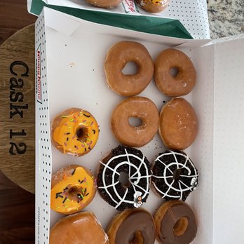 Krispy Kreme - Donuts Near Me - Rohnert Park, California