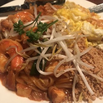 Top Spice - Pad Thai with shrimp - Thai Near Me - Atlanta, Georgia Top Spice - Pad Thai with shrimp - Thai Near Me - Atlanta, Georgia