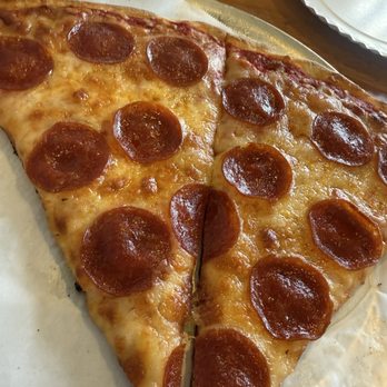 SaMo Pizza - Pepperoni Pizza - Pizza Near Me - Santa Monica, California