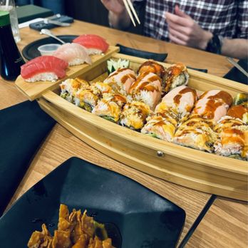 Sushi King - Sushi Bars Near Me - Sterling, Virginia