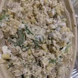 rice,veggies an FEW pieces of chicken. I had 2 cut the chicken in 2 tiny pieces just to have more chickn thru out the bites i take rice,veggies an FEW pieces of chicken. I had 2 cut the chicken in 2 tiny pieces just to have more chickn thru out the bites i take