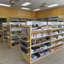 The Vitamin Shoppe - Clean and organized.