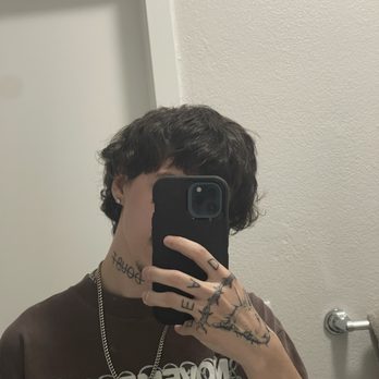 Liberated Salon - My hair before cut, bleach, dye and style - Hair Salons Near Me - Los Angeles, California