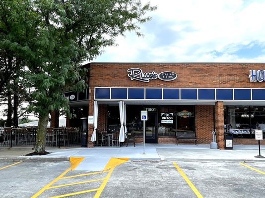 Ricco's Italian Bistro by null